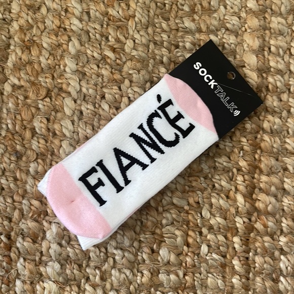NWT Striped crew FIANCÉ socks - Picture 3 of 3